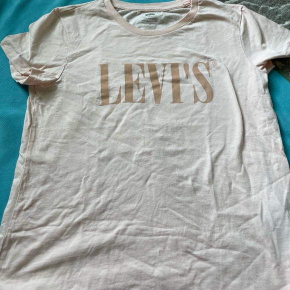 Levis - Picture 2 of 3